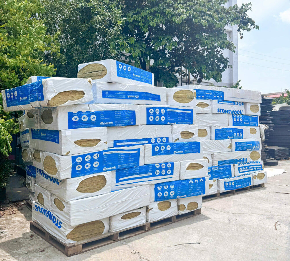 Vì sao bông khoáng xỉ là vật liệu cách âm chống cháy tốt nhất cho trung tâm tiệc cưới? 9 Bông khoáng xỉ remak Stonewool được nhiều công trình lựa chọn với chi phí tiết kiệm tới 30%