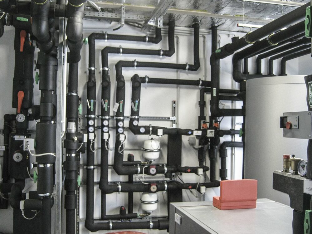Ống cao su lưu hóa dùng để làm gì? Ứng dụng thực tế trong hệ thống HVAC và cách nhiệt 6 Ống cao su lưu hóa bảo ôn hệ thống hvac