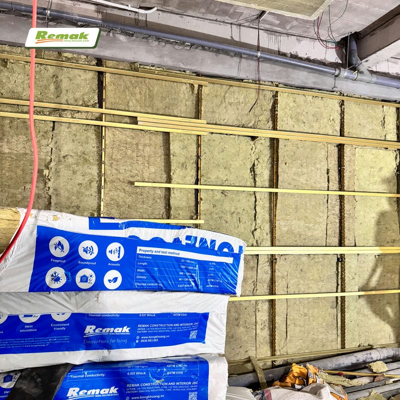 Thi công cách âm bông đá Remak® Stonewool - Nên chọn khung xương thép hay khung gỗ cho hiệu quả tối ưu? 7 Thi công bông đá Remak® Stonewool